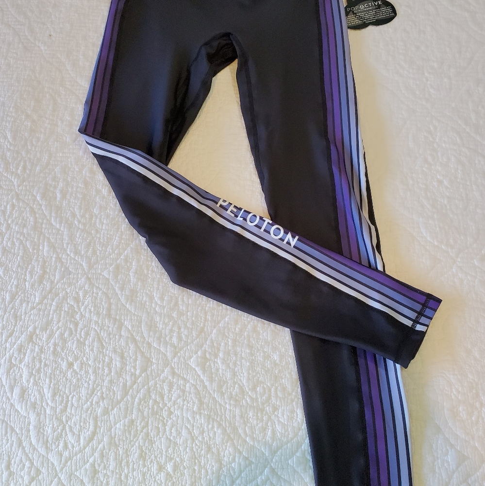 Peloton workout leggings XL